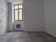 Appartement à Louer - 1er étage - AIRE SUR L'ADOUR — photo 3