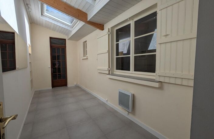 Appartement à Louer - 1er étage - AIRE SUR L'ADOUR — photo 4