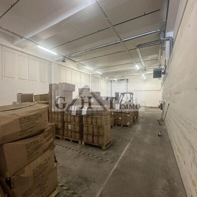 Local industriel  1300000 €