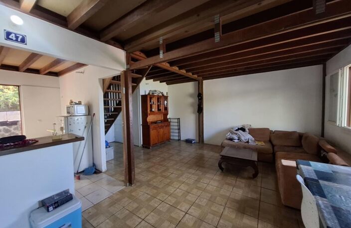A Vendre Maison  Type F5 à rénover 70M2  Le Petit Tampon — photo 5