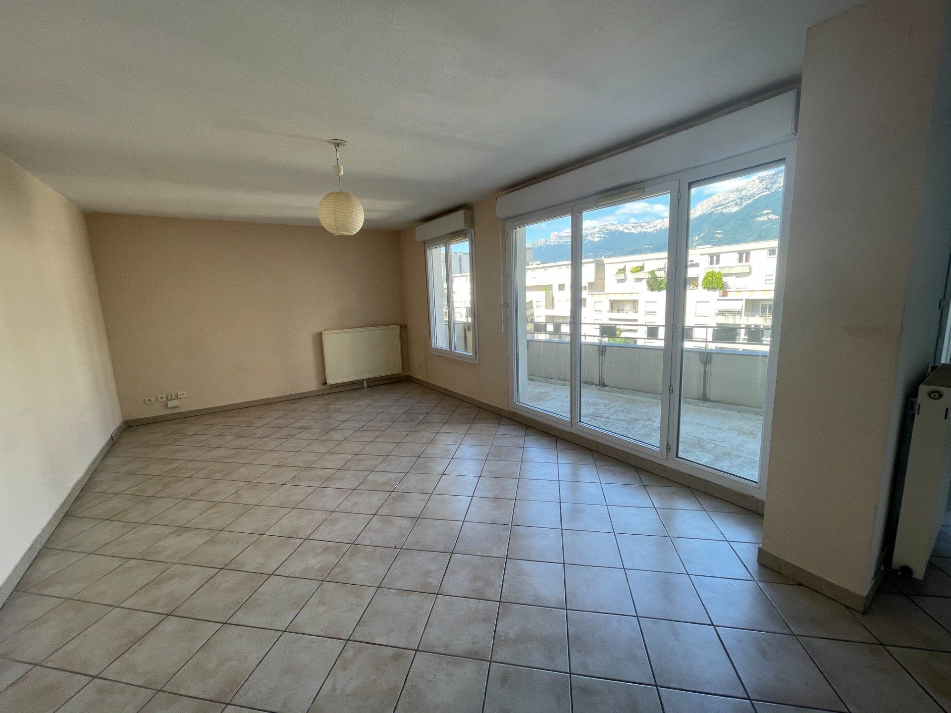 Appartement 3 pièces  à vendre Grenoble 38100