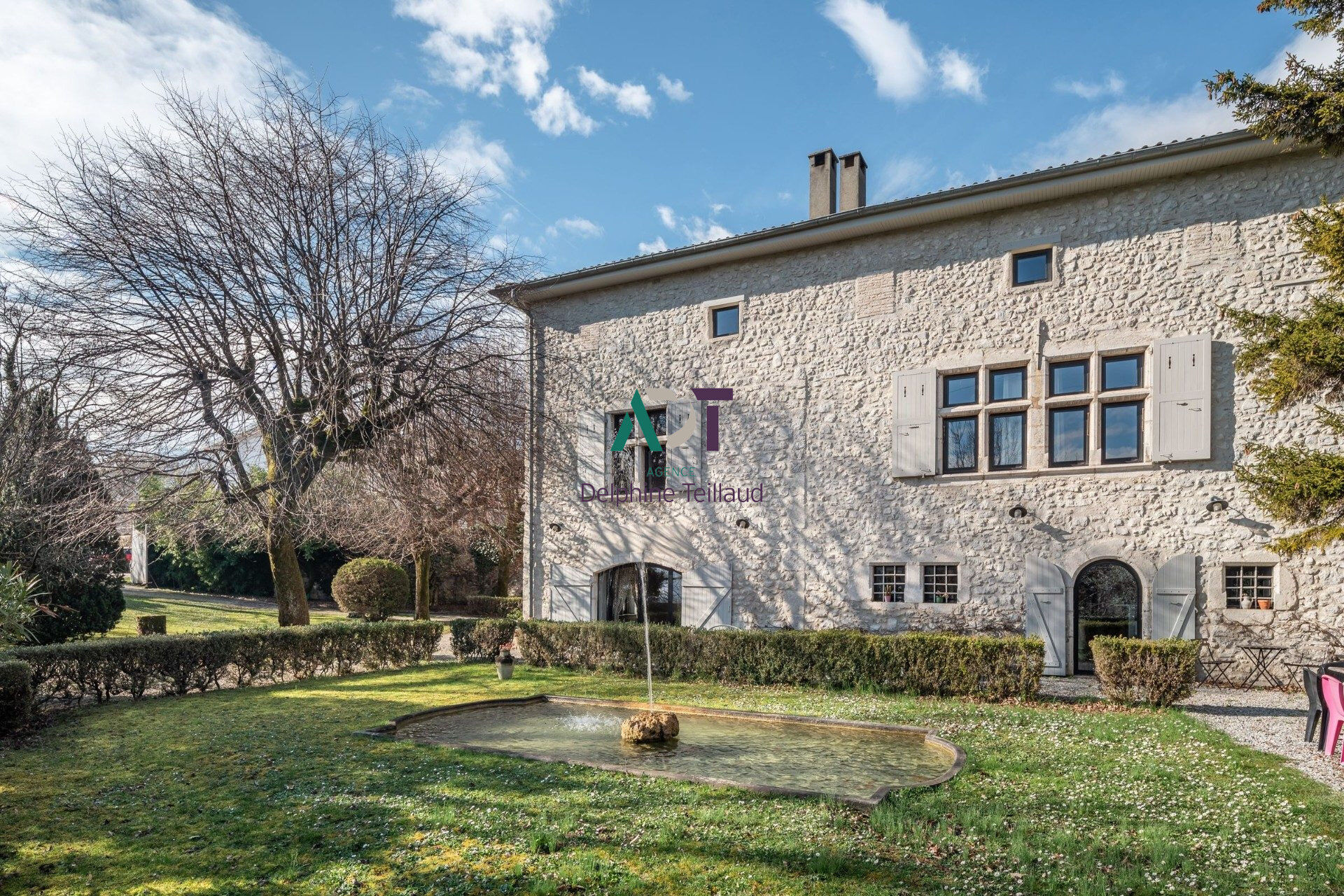 Villa / Maison  T9 à vendre Claix 38640