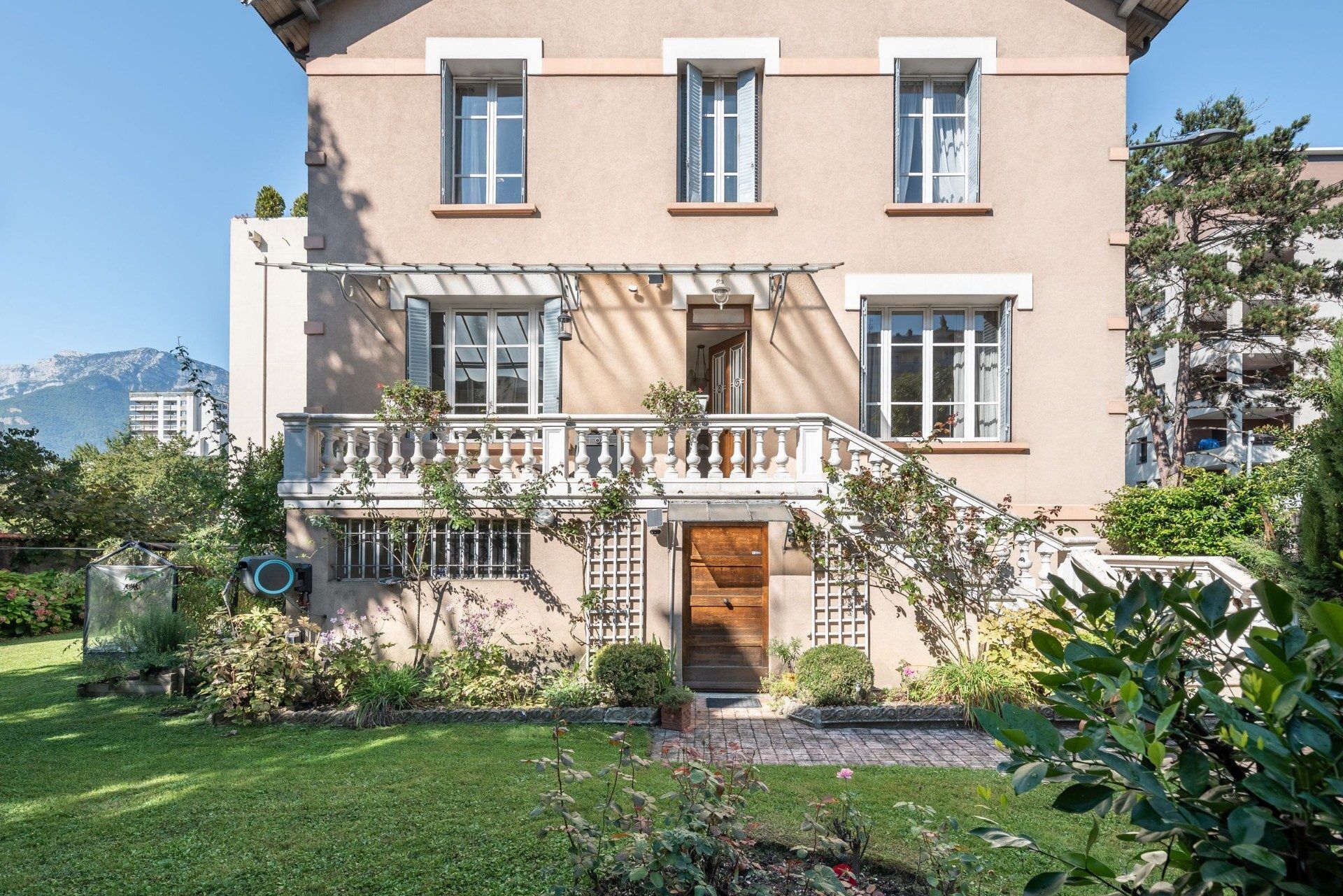 Villa / Maison 6 pièces  à vendre Grenoble 38100