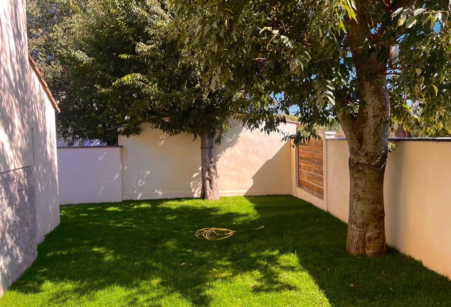 Maison rénovée de 138m2 -jardin de 500m2 avec piscine — photo 1
