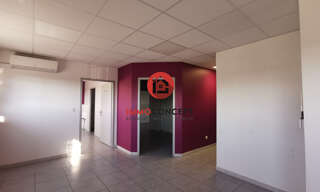 Commerce  154 m² à vendre à Bagnols-sur-Cèze (30200)