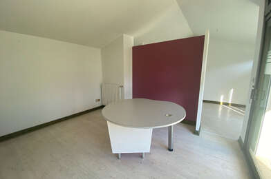 Bureau  640 €