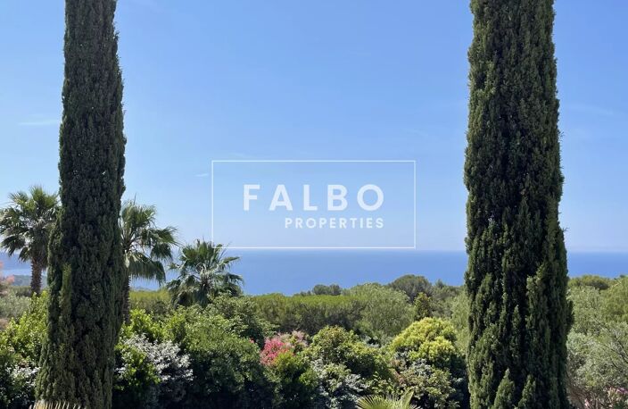 Villa vue dominante mer au calme avec tennis piscine La Ciotat — photo 4