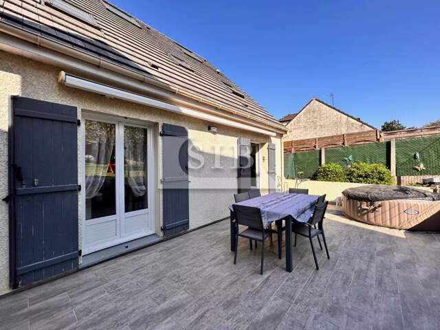 Maison familiale 6 pièces avec garage -109 m² — photo du bien
