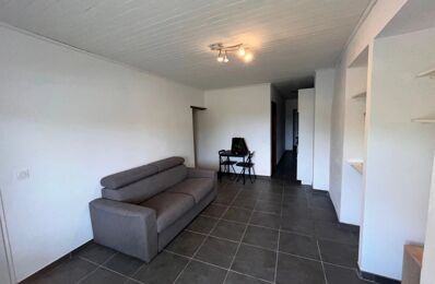 location appartement 760 € CC /mois à proximité de Velaux (13880)