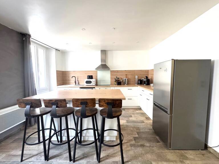 Appartement T2, 50 m2 - Rénové 2e étage — photo 1