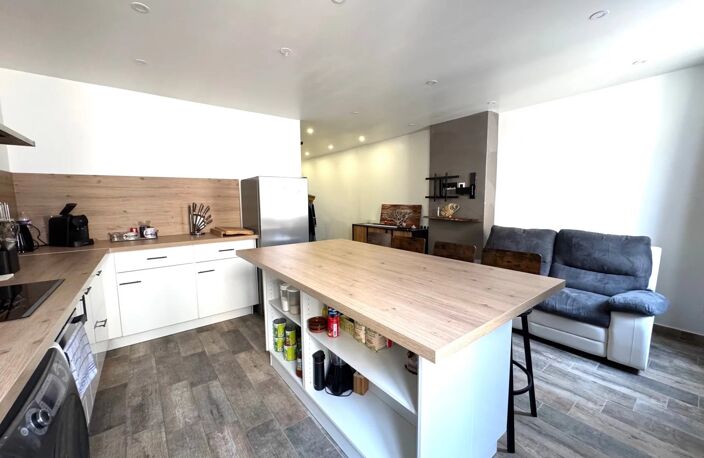 Appartement T2, 50 m2 - Rénové 2e étage — photo 4