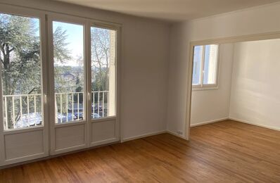 location appartement 985 € CC /mois à proximité de Saint-Julien-de-Concelles (44450)