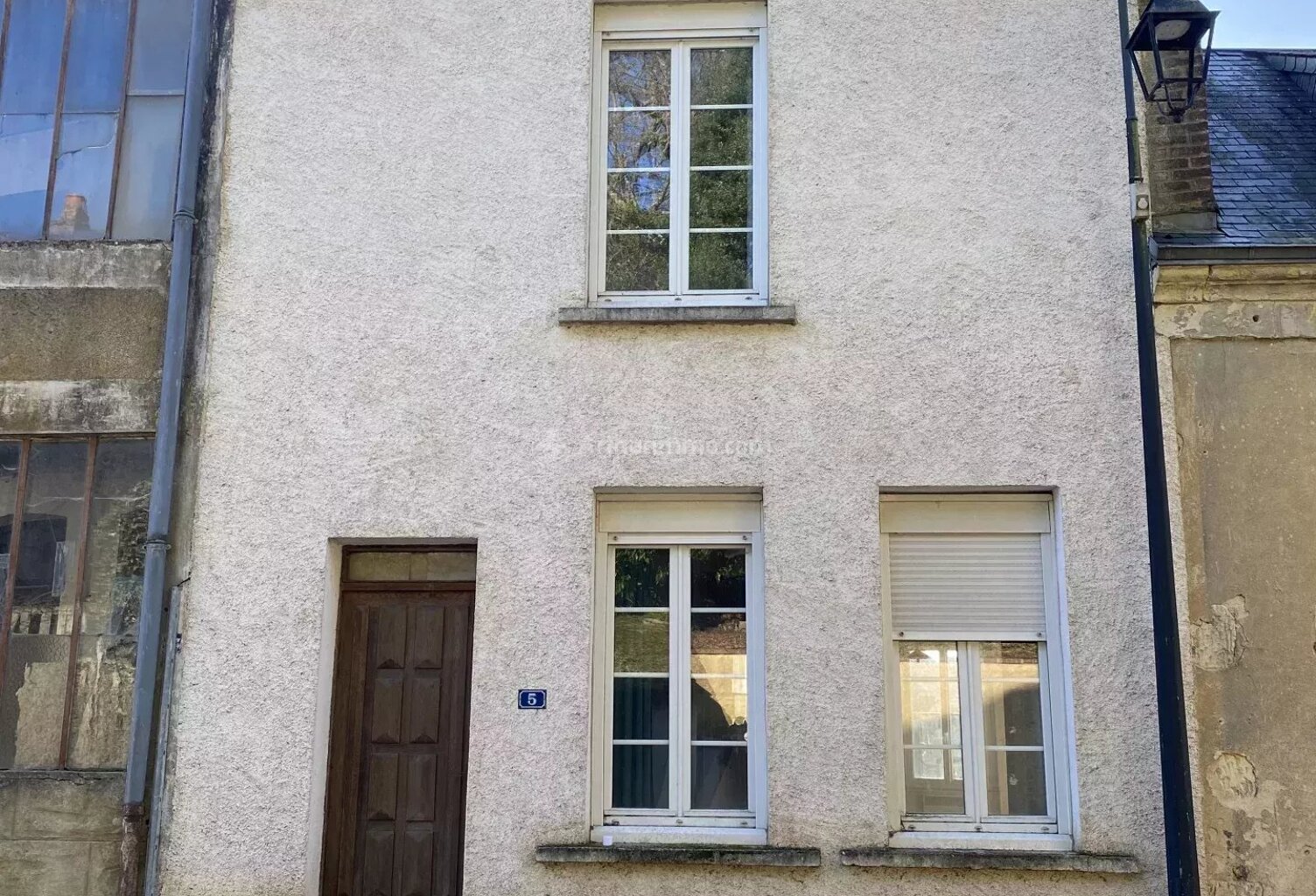 Maison de village avec sous-sol et jardin à proximité — photo 1