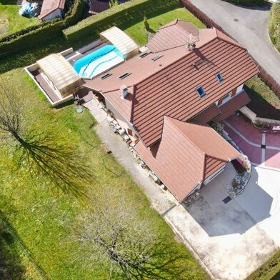 Maison 10 pièces 679000 €