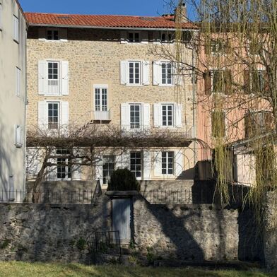 Maison 11 pièces 344000 €