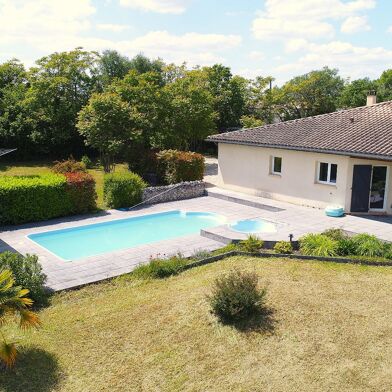 Maison 7 pièces 305000 €