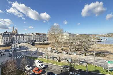 Appartement 7 pièces 1133000 €