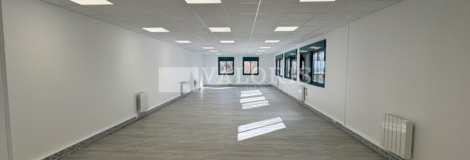 Bureau  280 m² à louer à La Tour-de-Salvagny (69890)