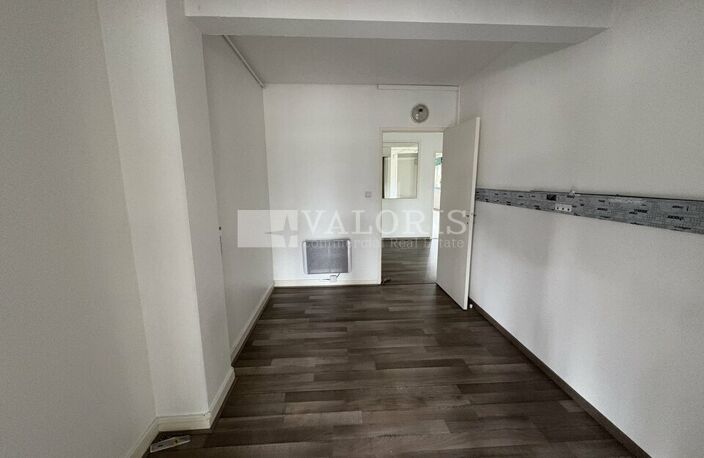 BUREAUX à LOUER — photo 3