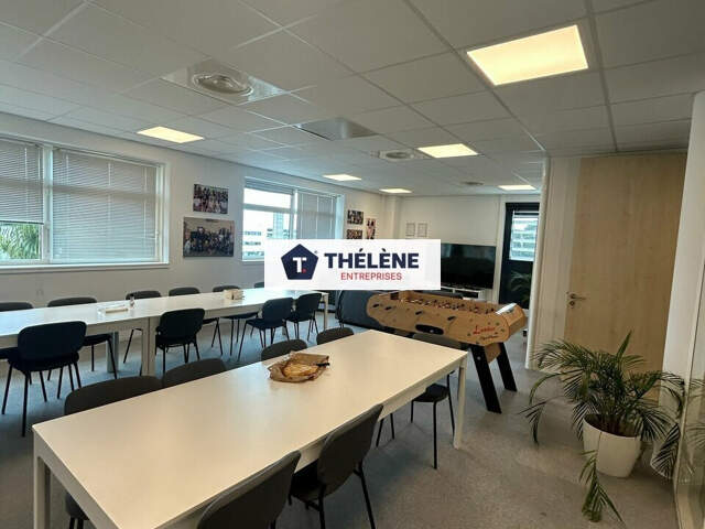 BUREAUX à LOUER — photo du bien