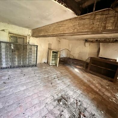 Maison 1 pièces 23300 €