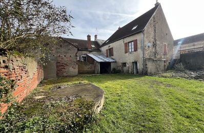 vente maison 54 880 € à proximité de Saint-Amand-Montrond (18200)