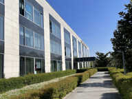 65m2 LIEUSAINT - CARRE HAUSMANN I - BUREAUX DE STANDING — photo 2
