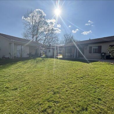 Maison 6 pièces 254400 €