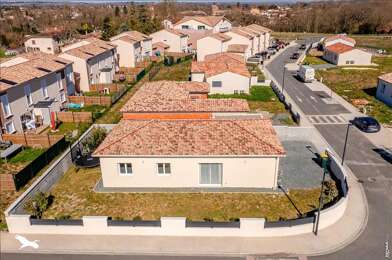 Maison 4 pièces 249001 €