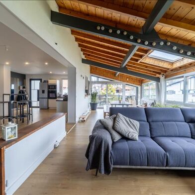 Maison 7 pièces 602965 €