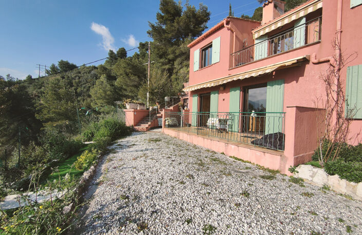 Menton sur les hauteurs, appartement 3/4 pièces de 76m2 avec — photo 3