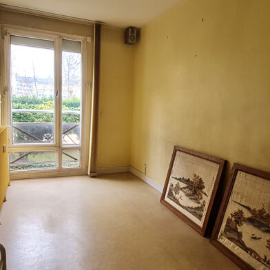 Appartement 5 pièces 183600 €