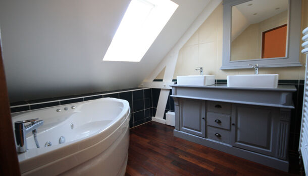 Villa / Maison 8 pièces  à vendre Sermiers 51500