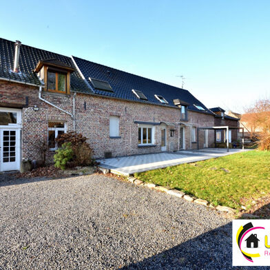 Maison 8 pièces 410500 €