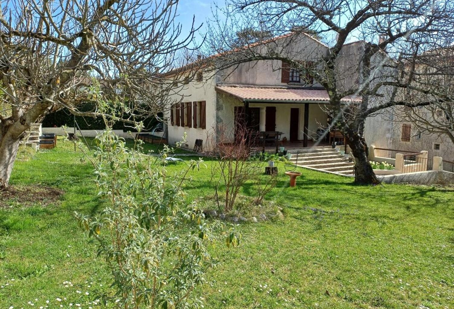 Maison — photo 1