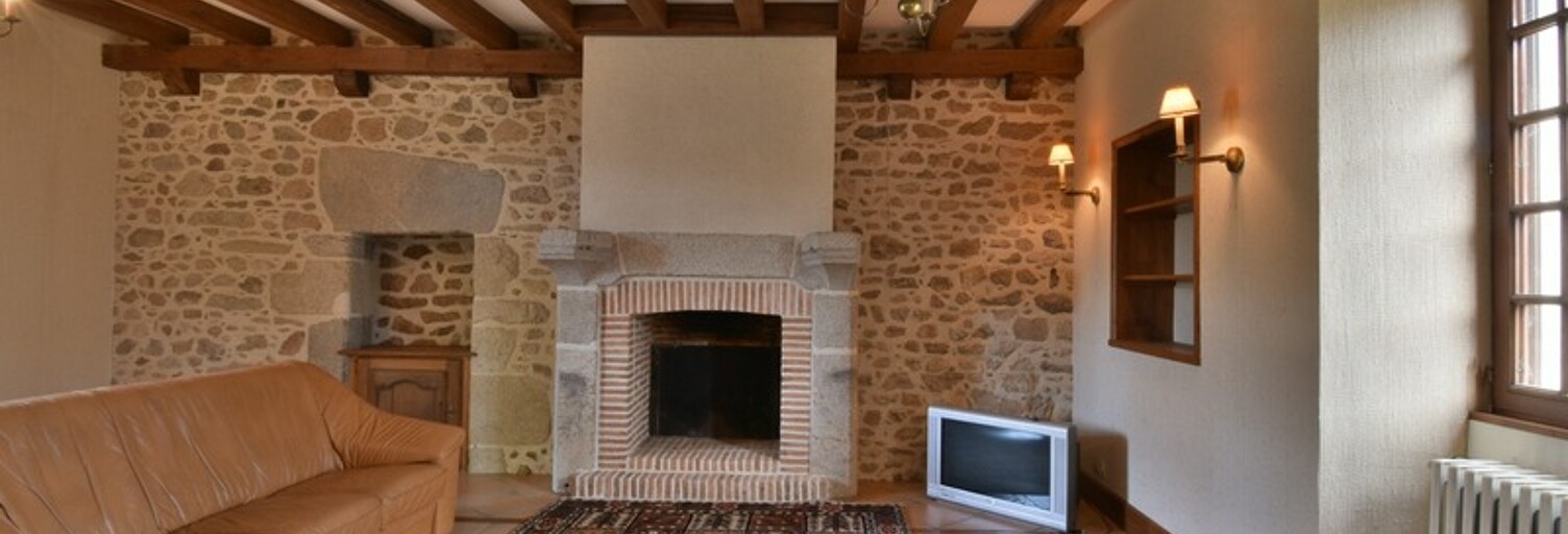 Maison 7 Pièces 186 m² à vendre à Saint-Léger-Magnazeix (87190)