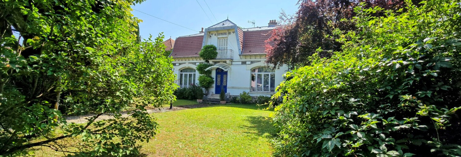 Maison 9 Pièces 175 m² à vendre à Gray (70100)