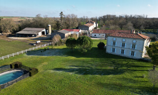 Maison 10 Pièces 270 m² à vendre à Aulnay (17470)