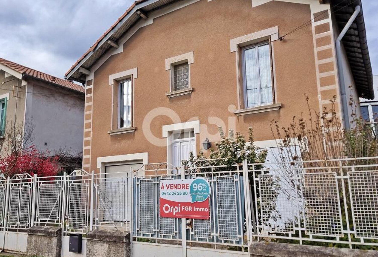 Maison À Vendre — photo 1