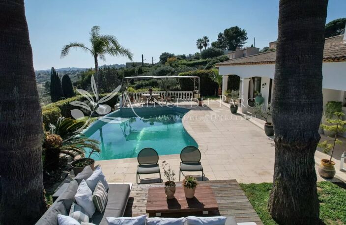 Villa avec vue panoramique — photo 4