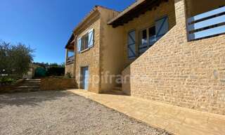 Maison 8 Pièces 224 m² à vendre à Uzès (30700)