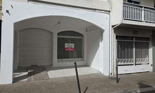 Commerce  66 m² à louer à Saint-Paul (97460)