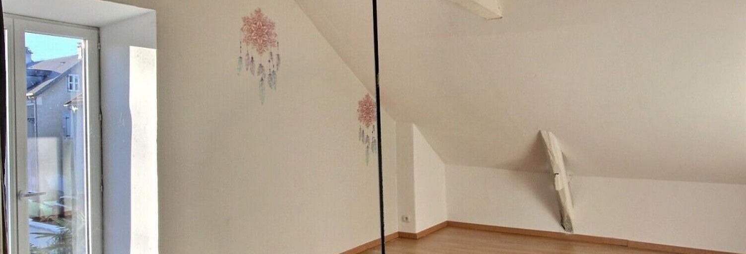 Immeuble  320 m² à vendre à Pontacq (64530)