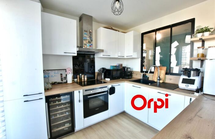 T3 avec terrasse de 17m² ! — photo 3
