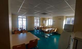 Bureau  300 m² à louer à Mazamet (81200)