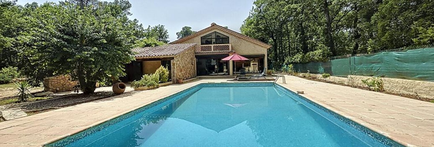 Maison 6 Pièces 282 m² à vendre à Tourrettes (83440)