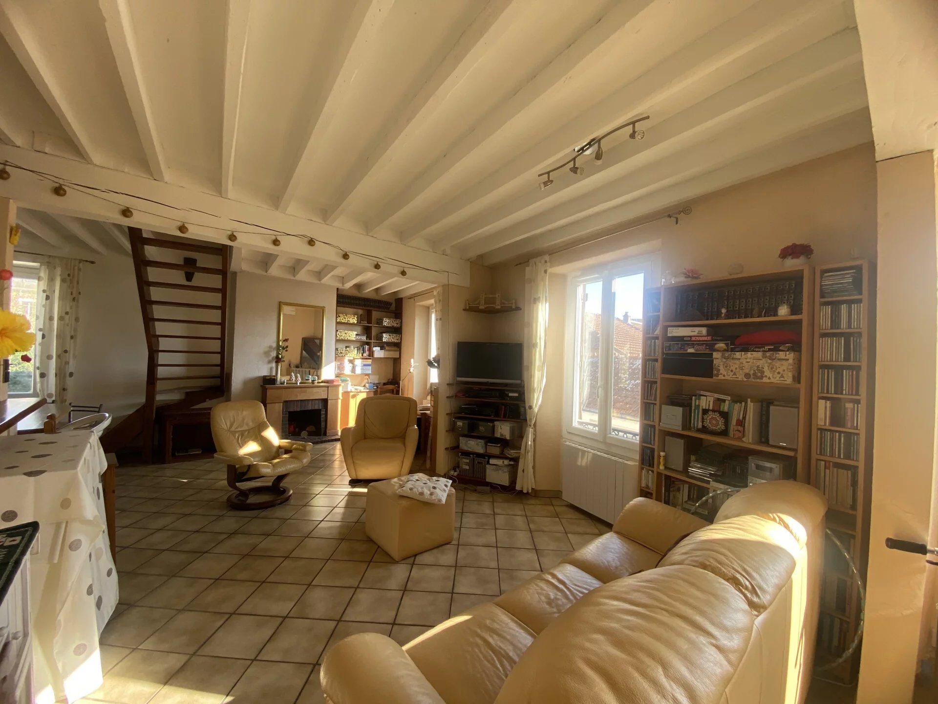 Appartement 1 pièce 84 m² · à Dourdan · 84 m² · 199 900 €