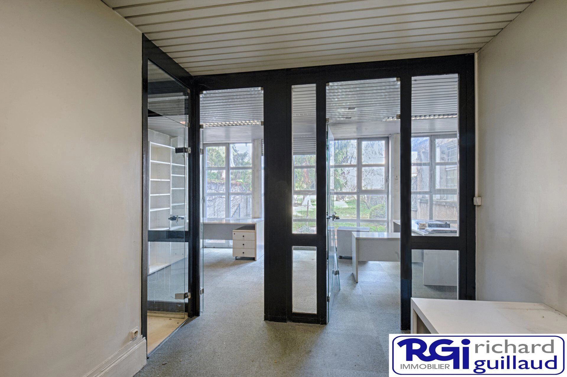 Local commercial  à louer Tour-du-Pin (La) 38110