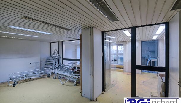 Local commercial  à louer Tour-du-Pin (La) 38110