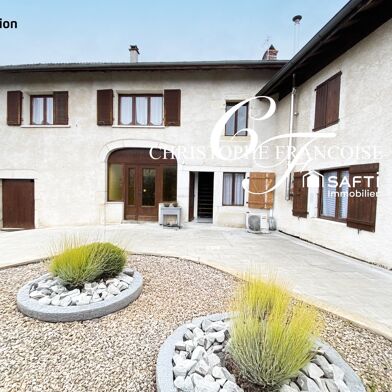 Maison 8 pièces 180 m²